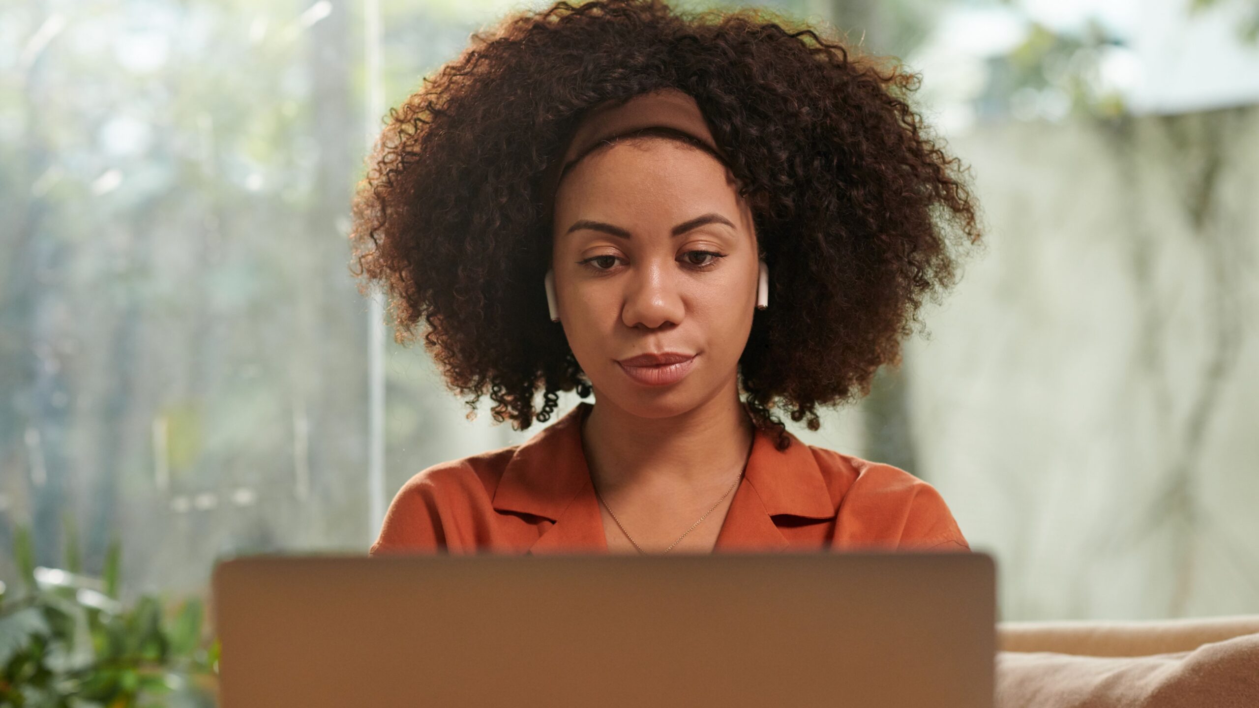 What’s Actually Happening When You Watch Strategy Cases?